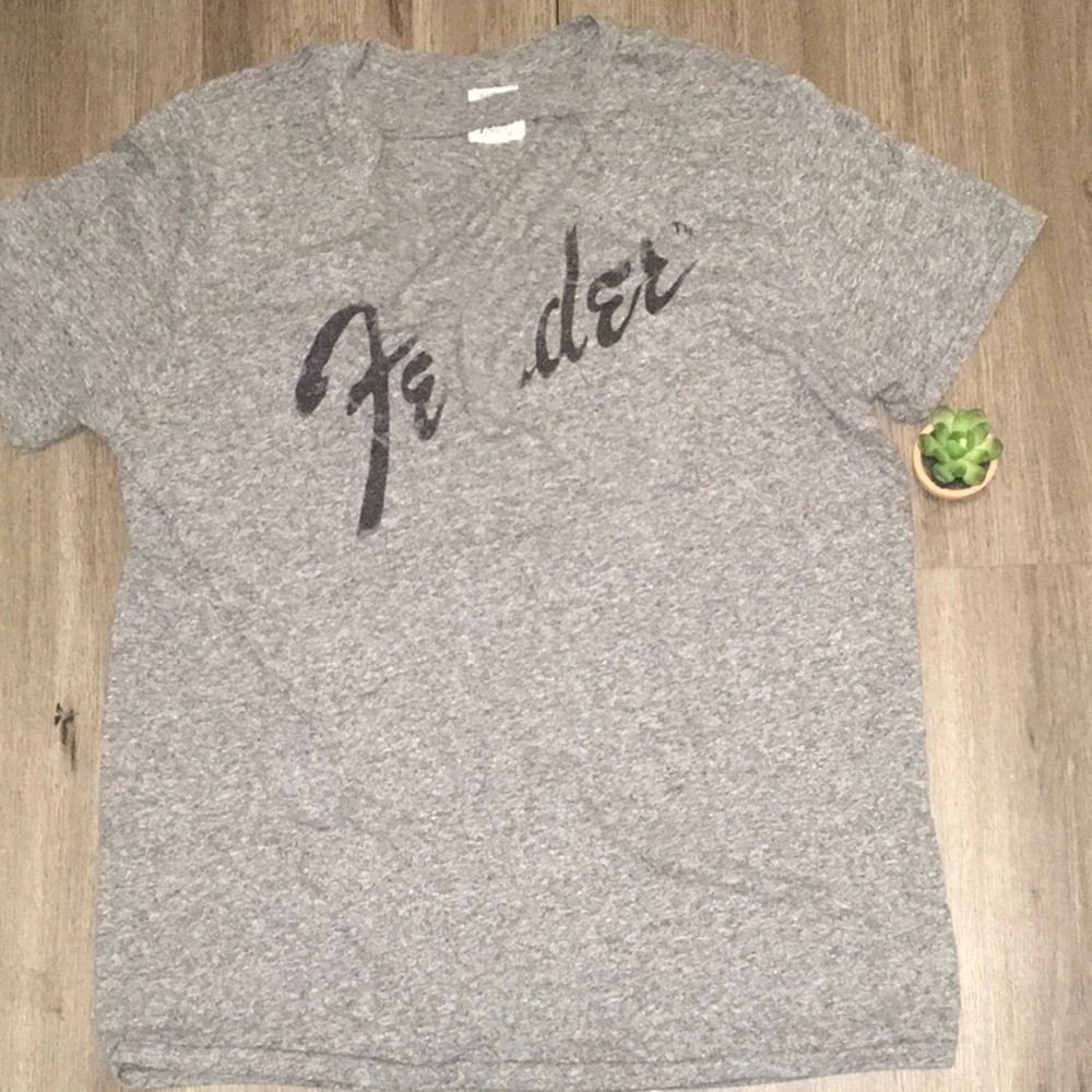 Cut-Out Fender Tee